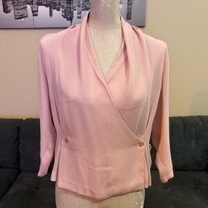 🏷️ 3 for $10 - F21 Pink Long Sleeve Wrap Top